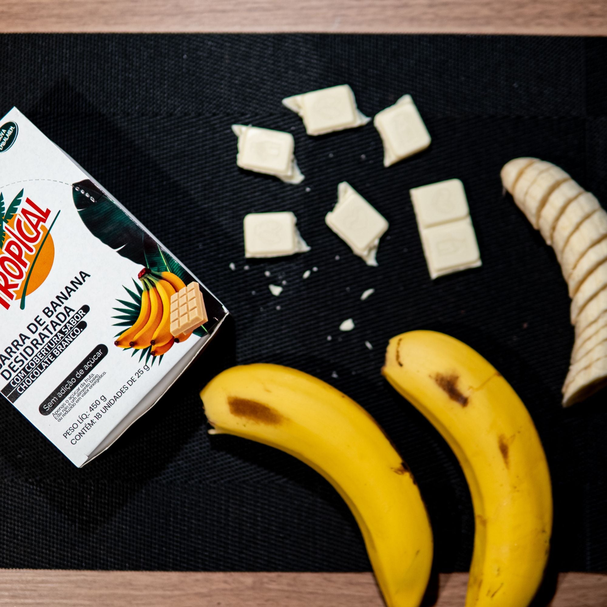 Barra de Banana e Chocolate Branco - Caixa com 18un de 25g